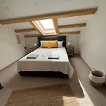Διαμέρισμα Stone House *
