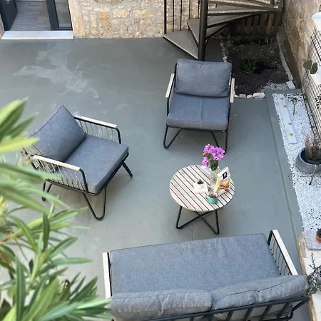 Stone House Διαμέρισμα Μεντουλίν