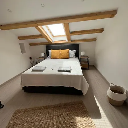 Apartman Stone House *