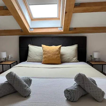 Stone House * ميدولين