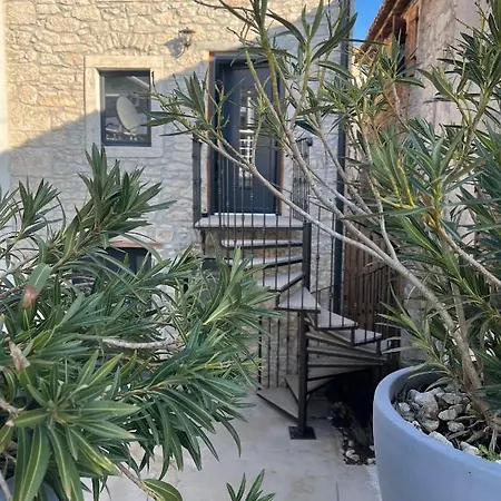 Stone House Apartment Medulin